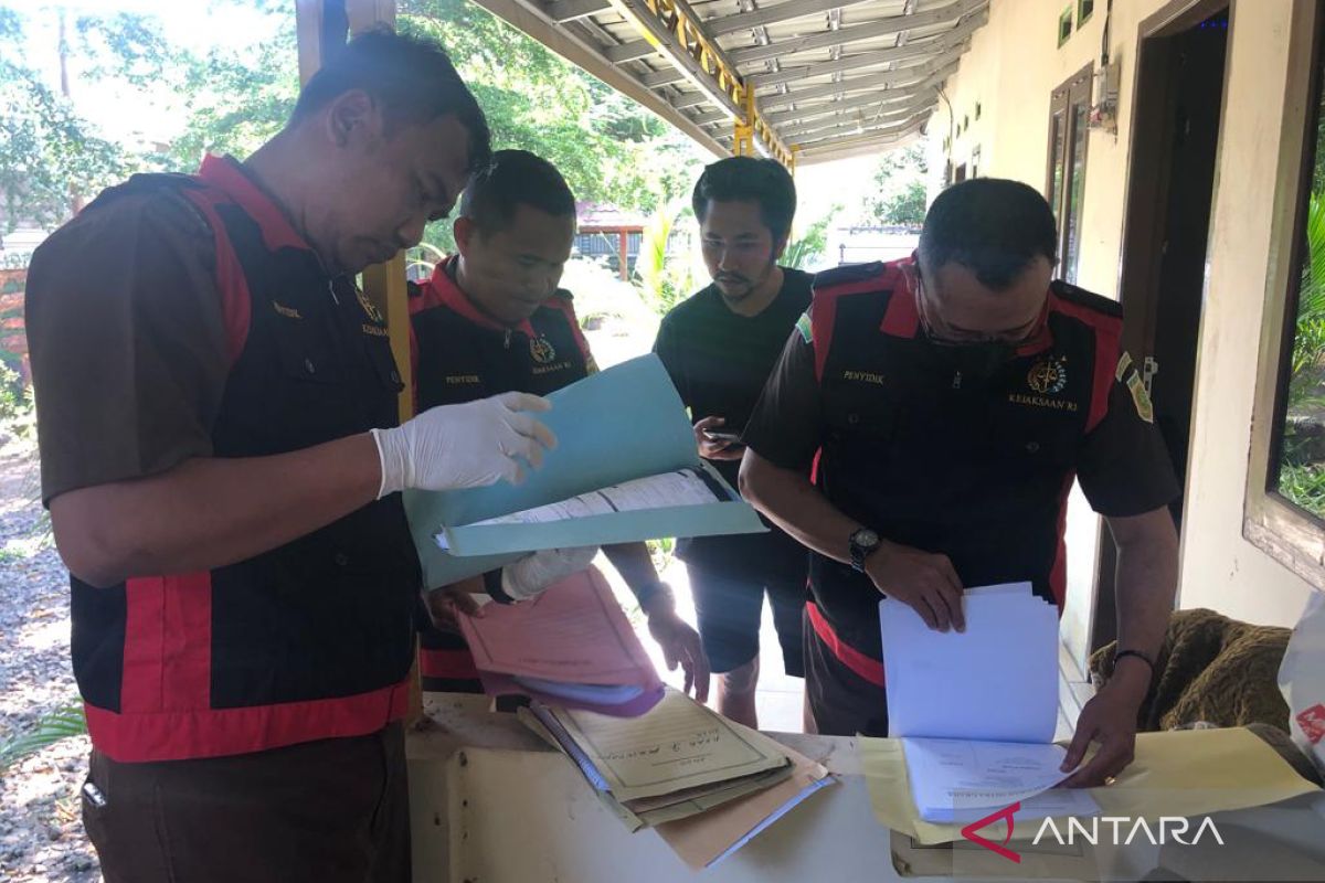 Jaksa geledah Kantor AMG di Lombok Timur
