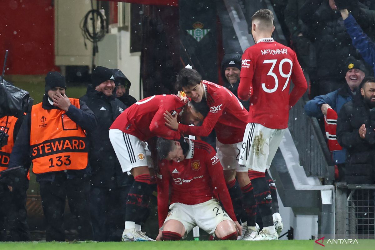 Manchester United raih kemenangan meyakinkan 4-1 atas Real Betis