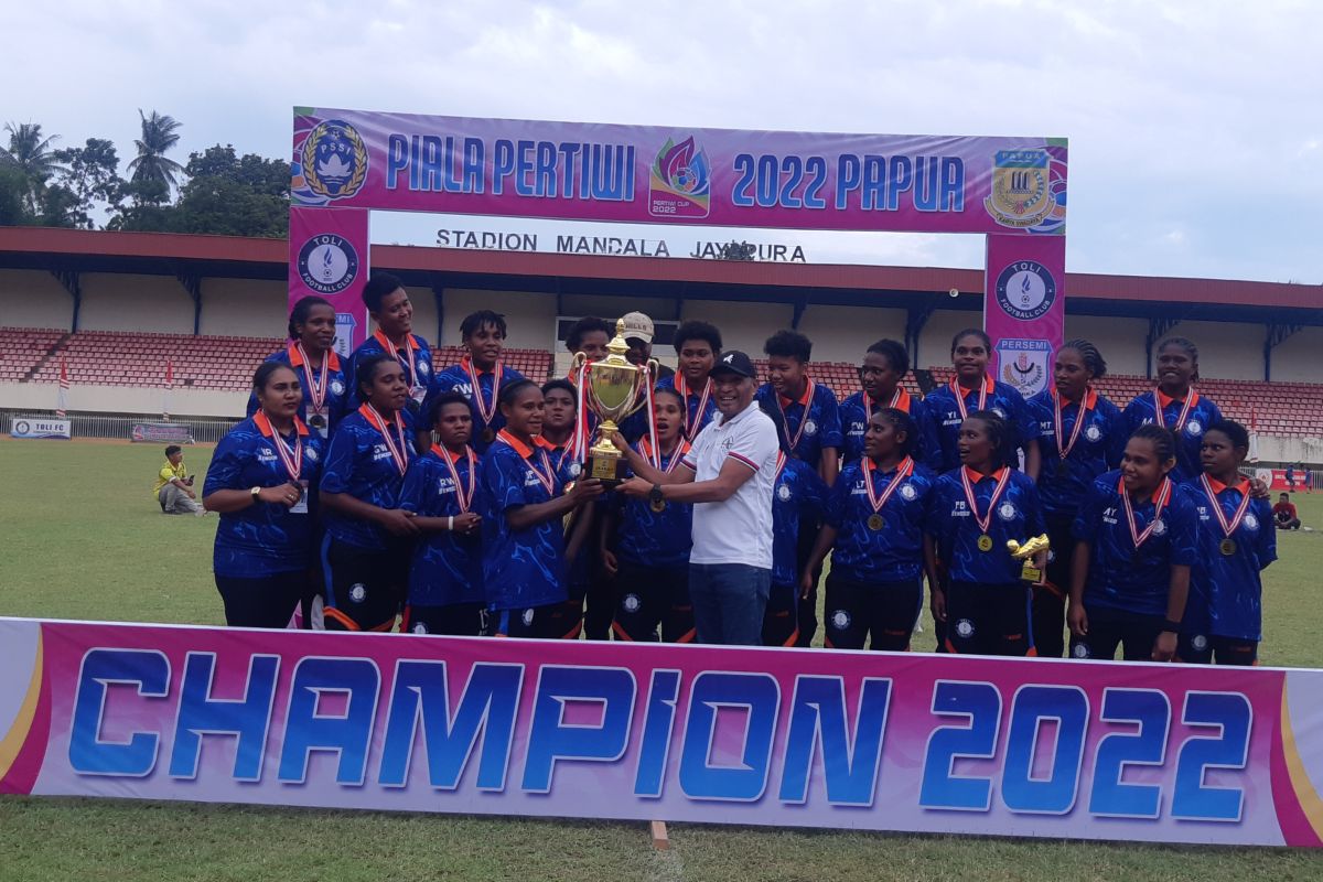 Toli FC juara kompetisi sepak bola putri Piala Pertiwi zona Papua