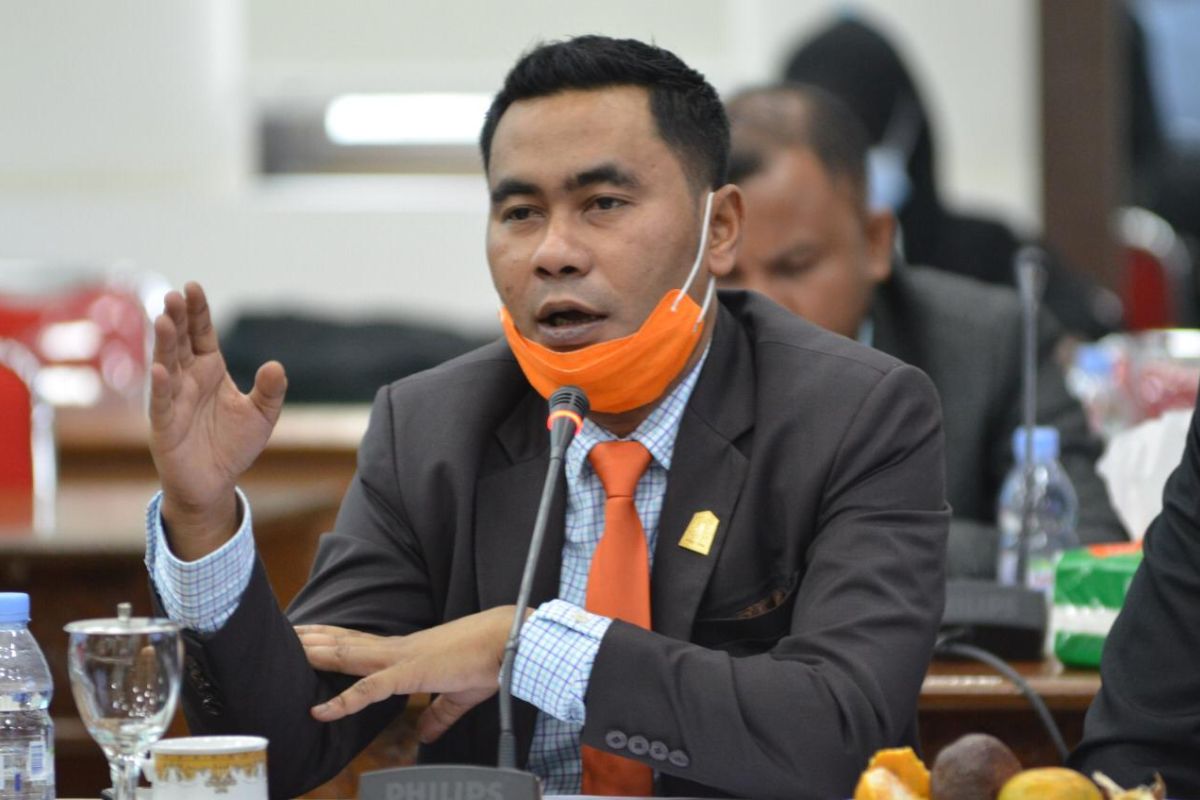 DPRA minta Dirut Bank Aceh Syariah luncurkan program kredit untuk pedagang kecil