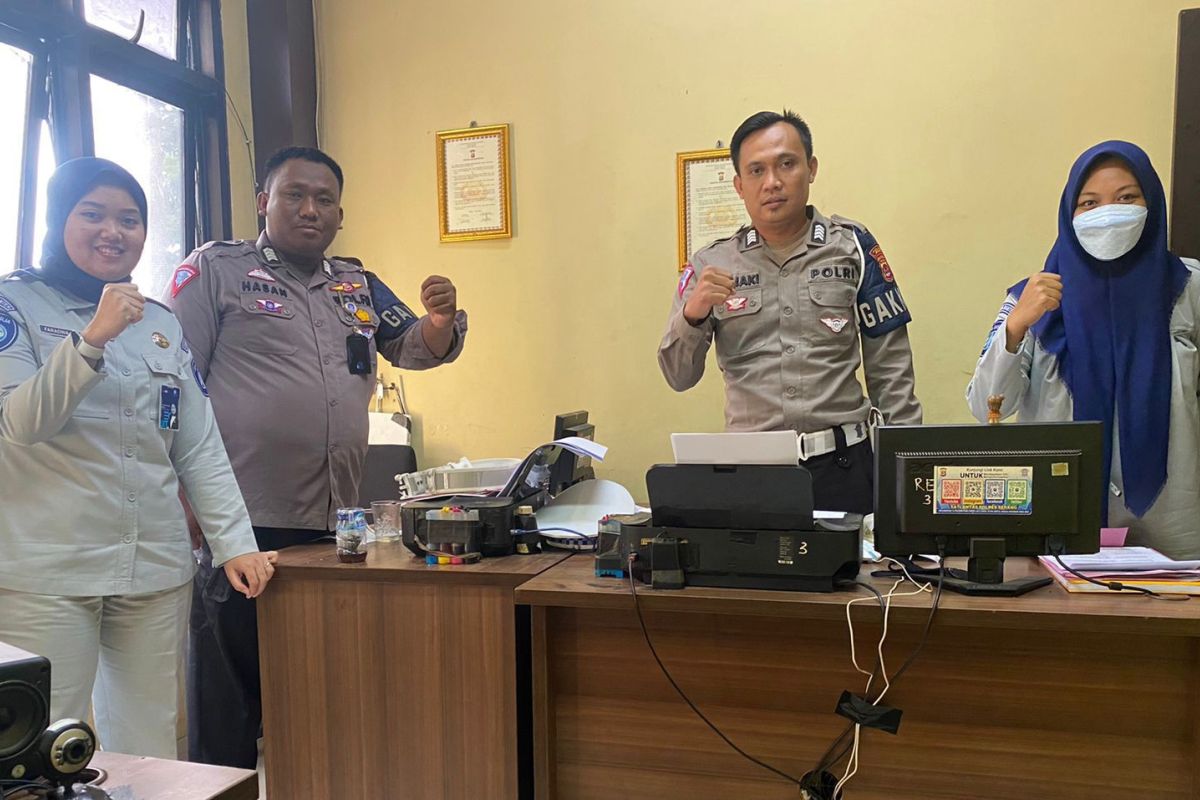 Kunjungan Rutin Petugas Samsat Cikande dengan Unit Laka Polres Kabupaten Serang