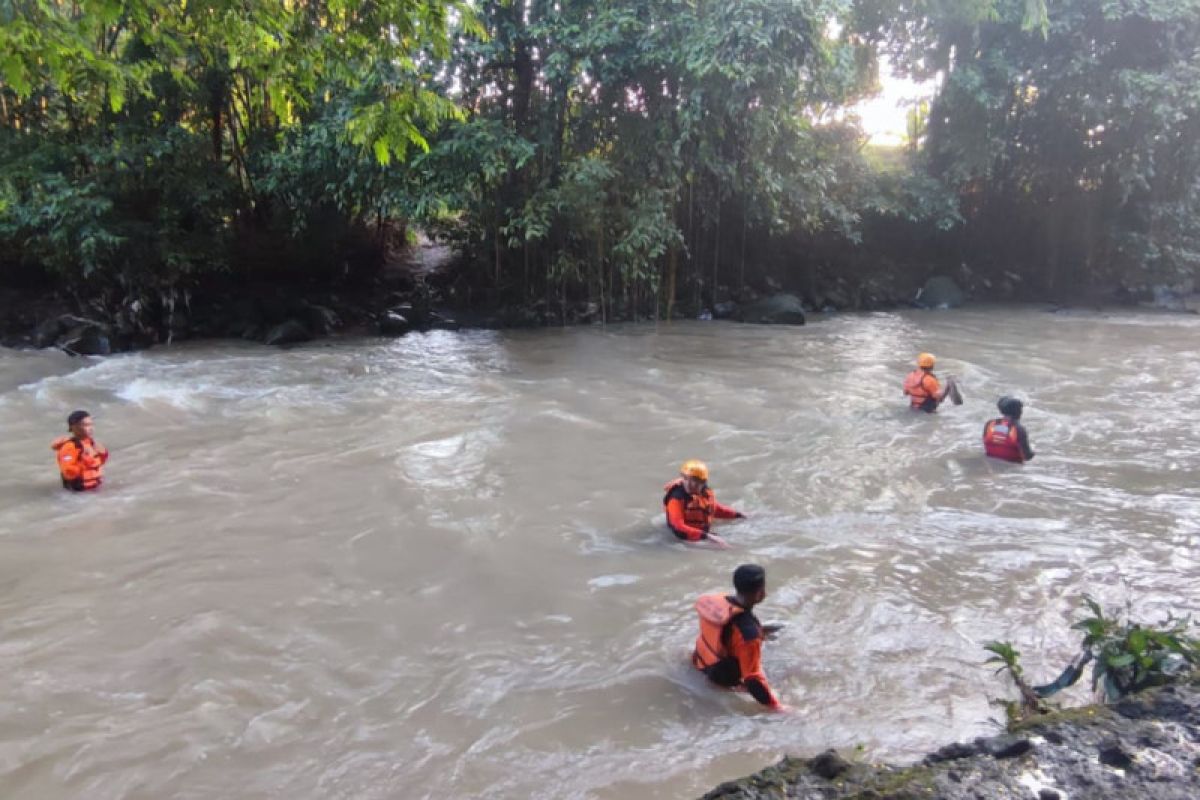 Wanita lansia tenggelam di sungai Lombok Timur