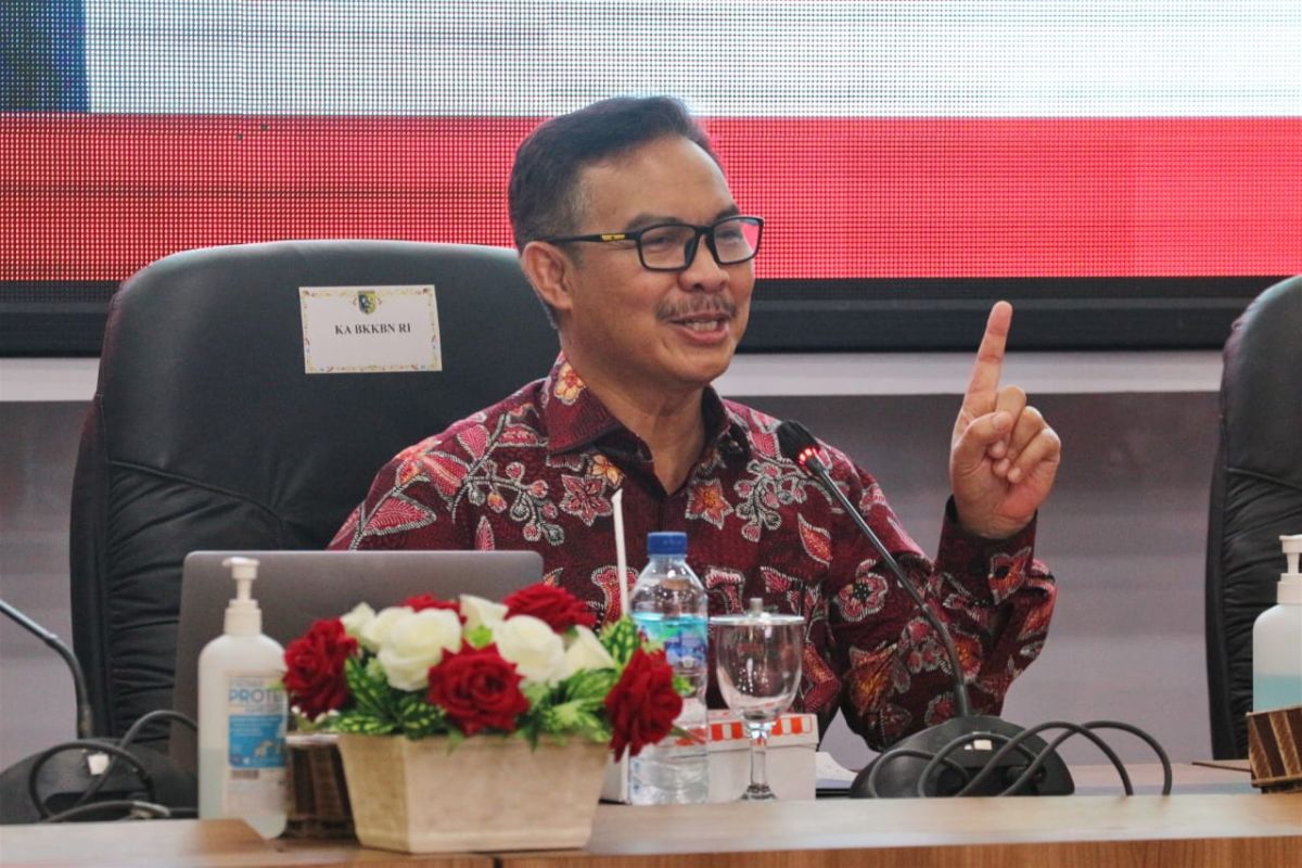 BKKBN lauds Semarang for population quality improvement