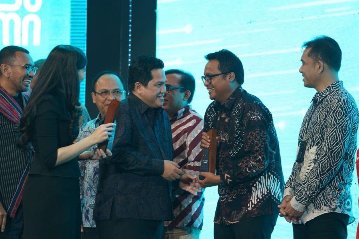 Pupuk Indonesia raih "Corcomm of The Year" dari Kementerian BUMN