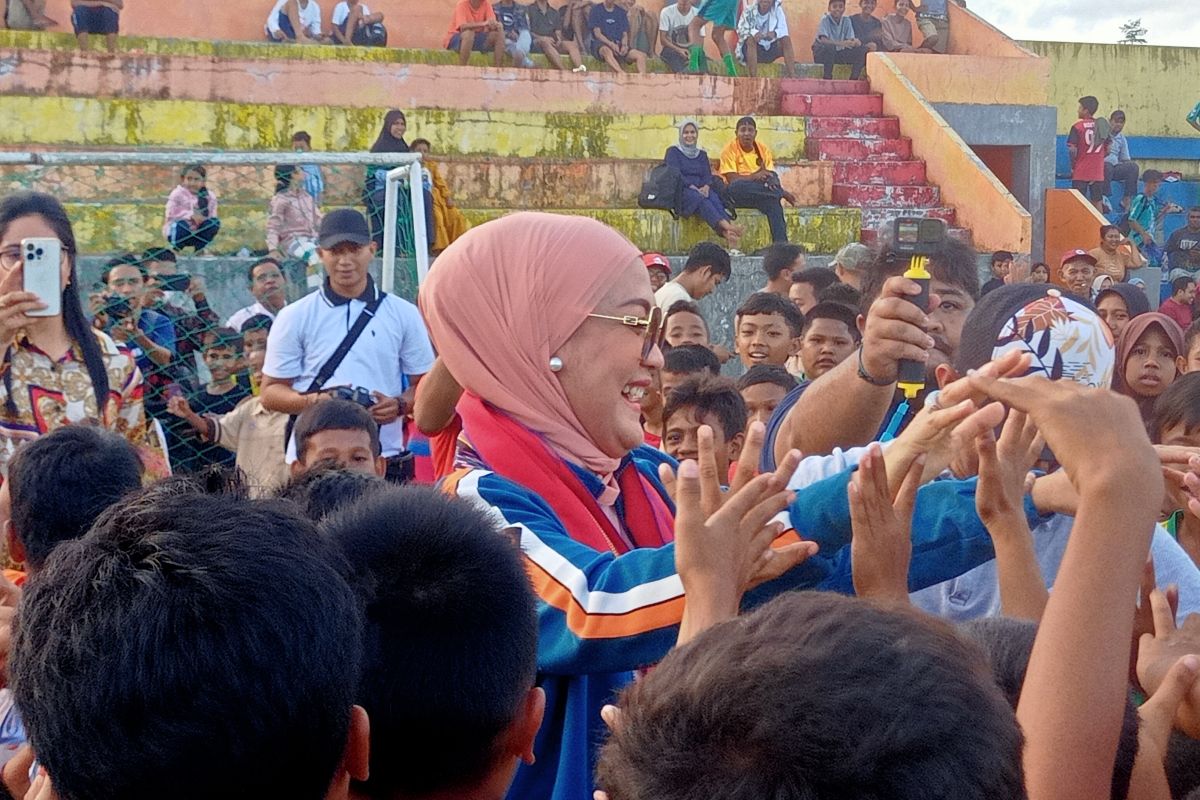 Duta Parenting Maluku minta SSB terapkan hidup sehat bagi  pesepakbola