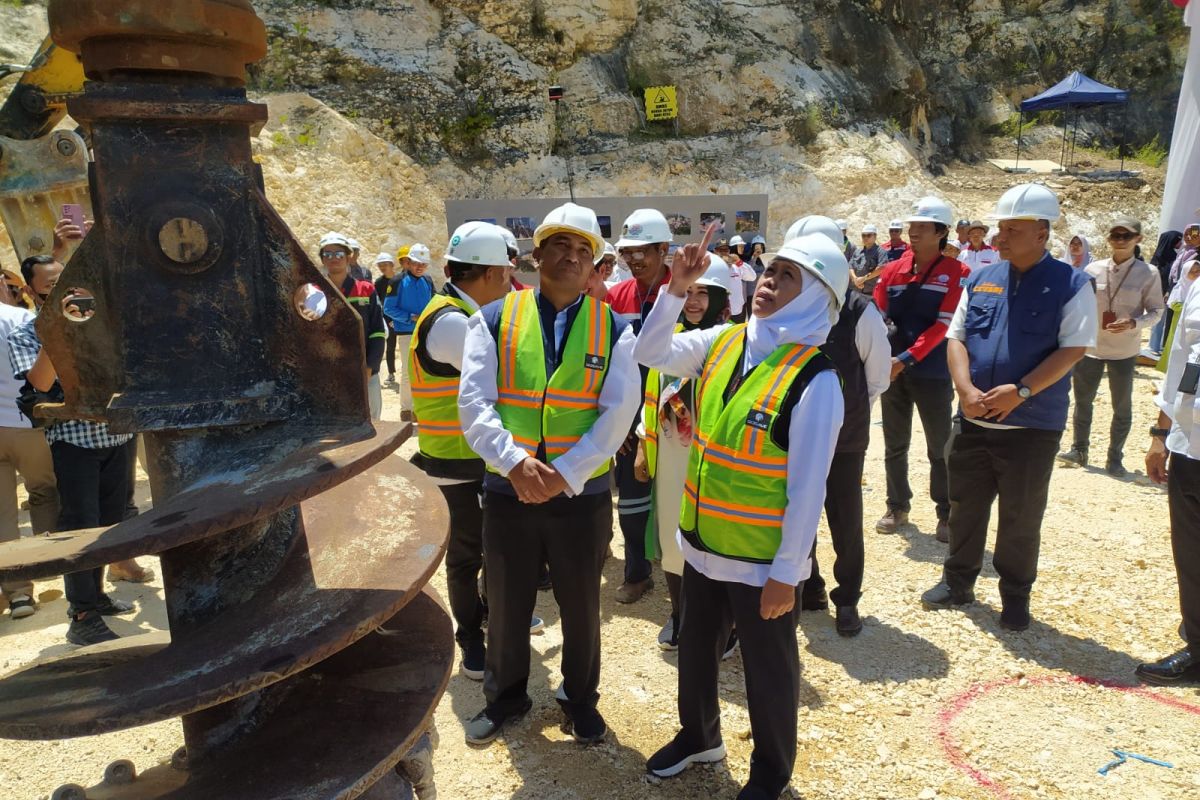 Gubernur Khofifah resmikan pembangunan Monumen Reog Ponorogo