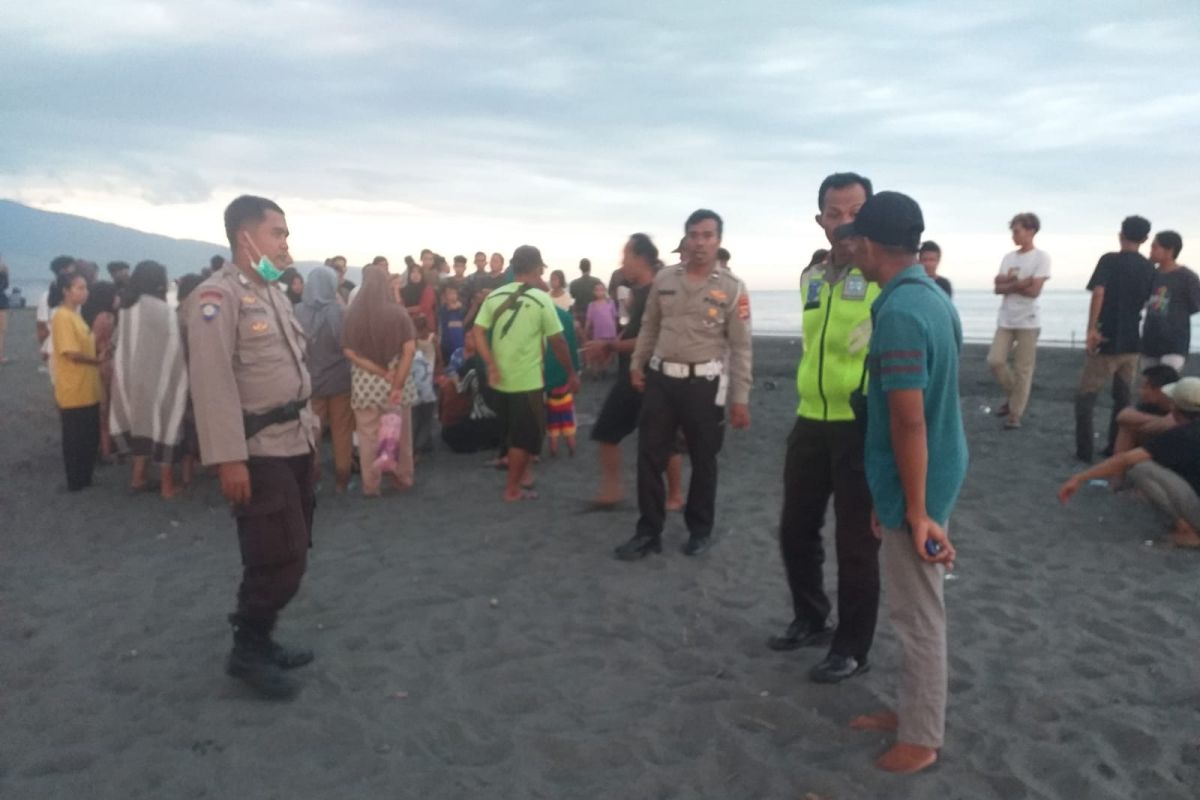 Pelajar SD di Lotim hilang terseret arus Pantai Tanjung Menangis