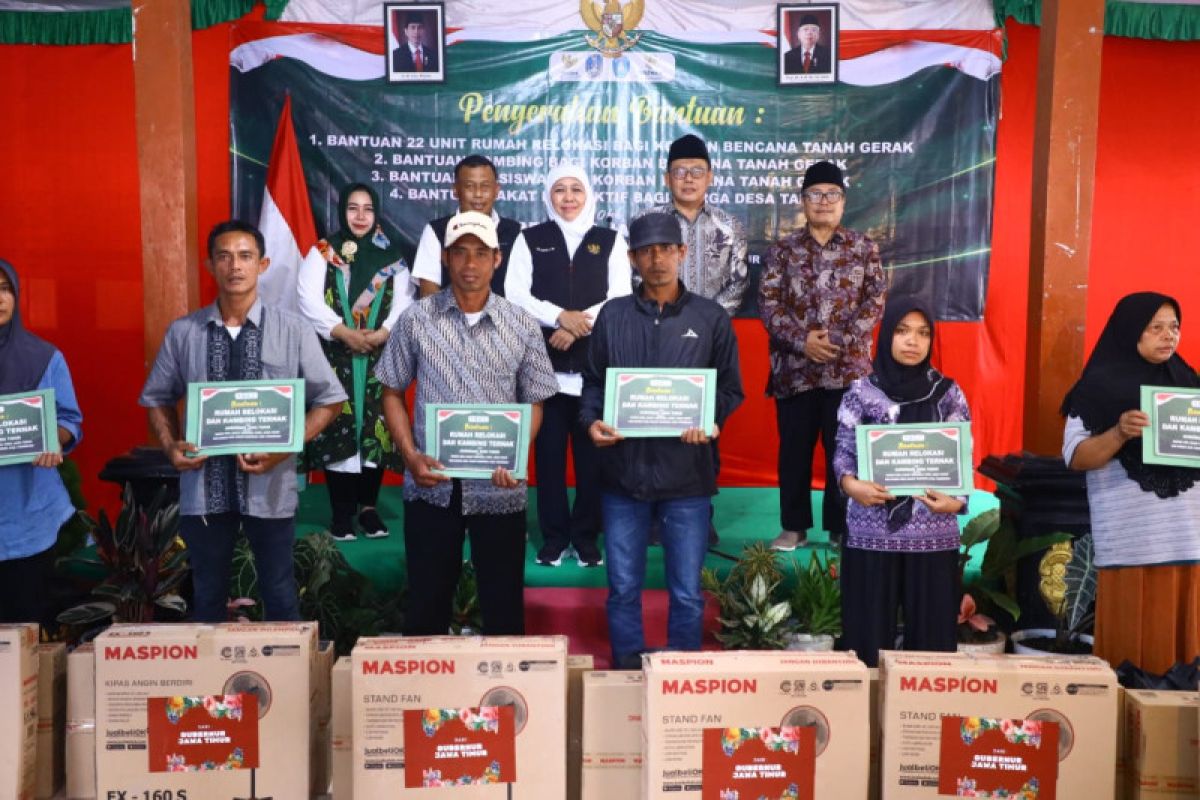 Bupati Sugiri pastikan huntara korban longsor di Ponorogo aman dihuni