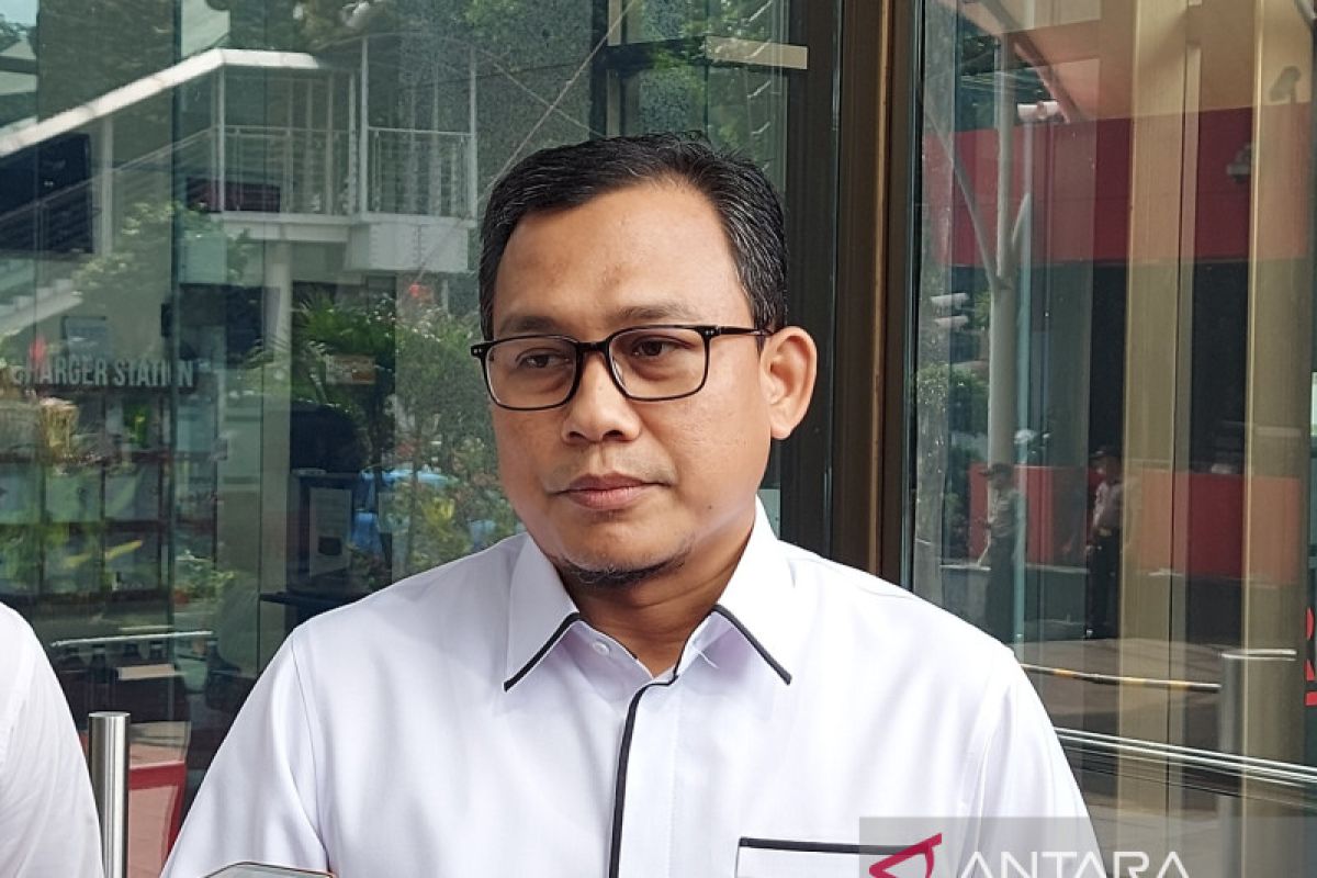 KPK tetapkan tujuh tersangka baru dalam kasus suap Mukti