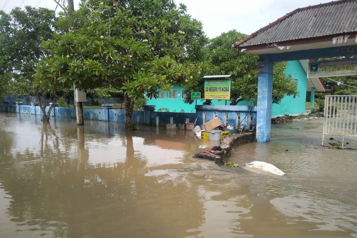 Banjir rendam sejumlah rumahdan satu sekolah di Bangka Tengah