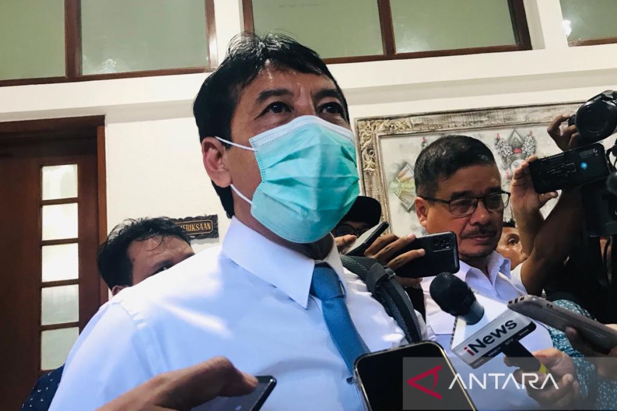 Rektor Gde Antara bantah dana SPI mengalir ke tiga staf Unud