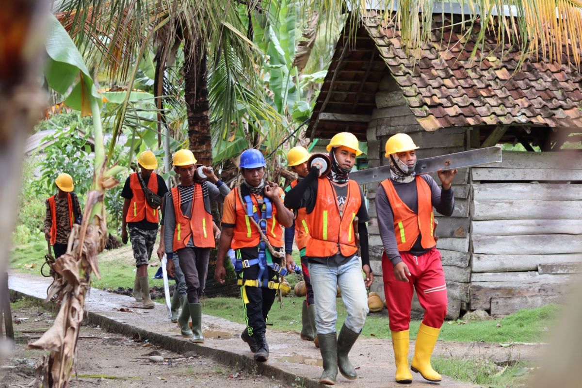 Realisasikan PMN, Negara hadir nyalakan listrik PLN untuk ratusan warga Tanggamus Lampung