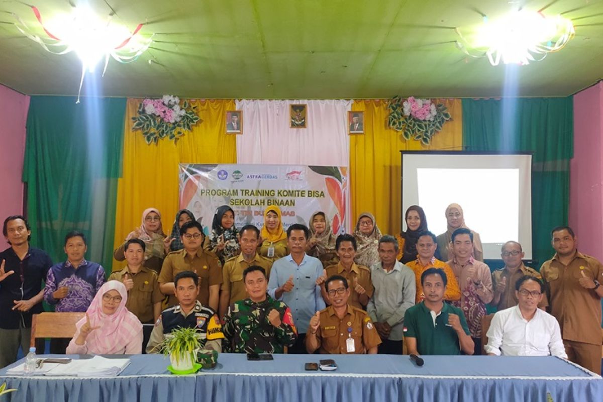PT Tri Buana Mas gelar program training Komite Bisa sekolah binaan