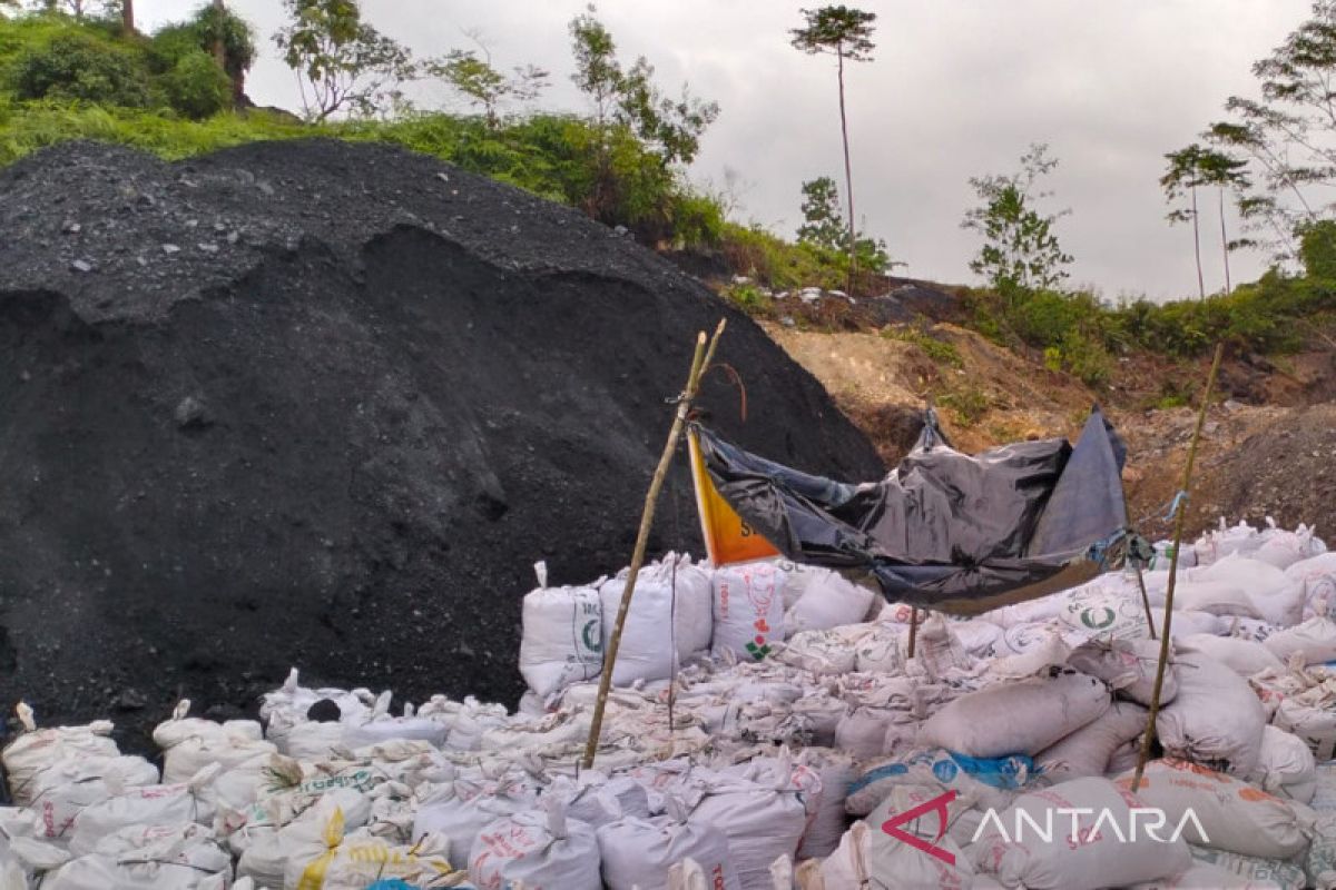 Tersangka tambang ilegal di Bengkulu terancam denda Rp100 miliar