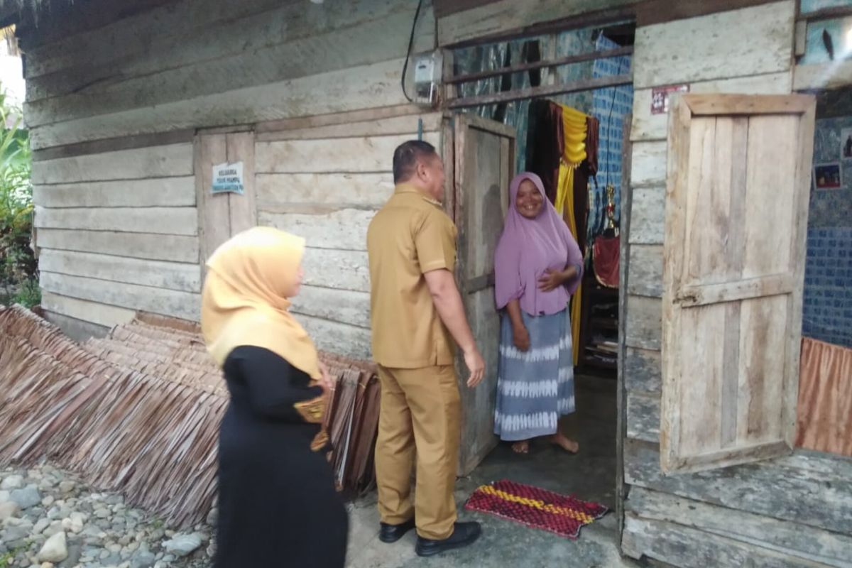 Warga miskin yang minta rumah pada Pj Bupati Abdya ternyata anaknya hafiz Alquran