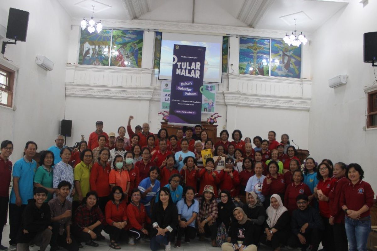 Mafindo Kendari edukasi lansia agar bijak dan aman bermedia sosial