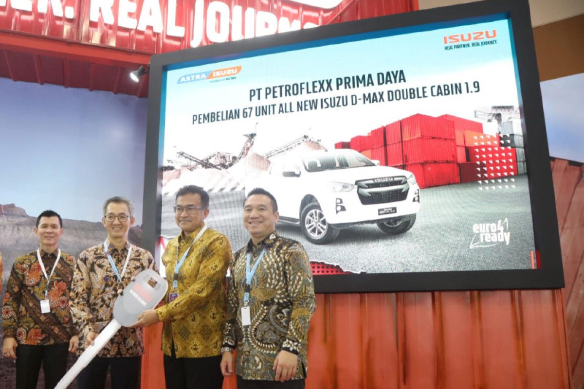 Astra Isuzu targetkan penjualan mobil naik dua kali lipat pada 2023