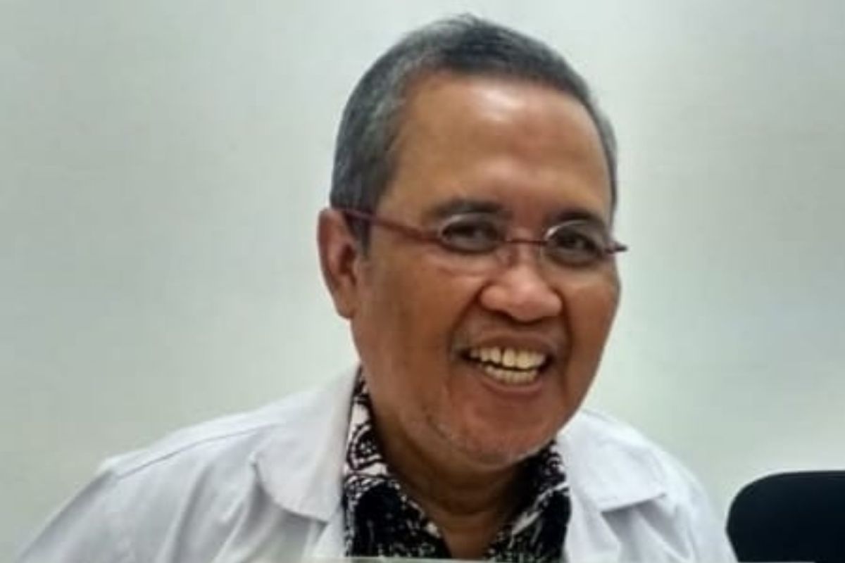 Prof Nidom Unair imbau masyarakat tak khawatir flu burung