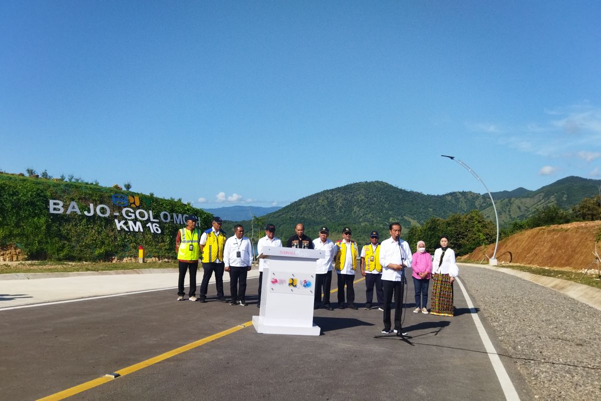 Presiden Jokowi resmikan Jalan di Labuan Bajo