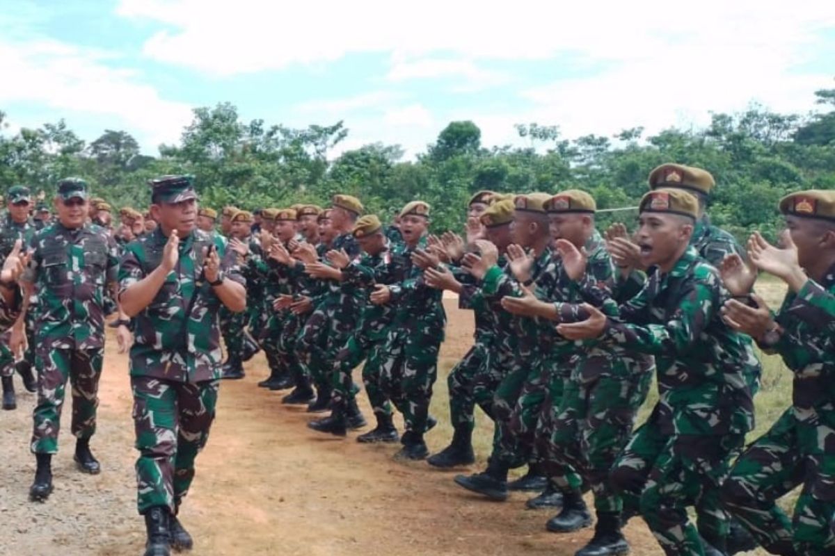 Panglima Kogabwilhan kunjungi Prajurit Satgas Pamtas Indonesia-Malaysia