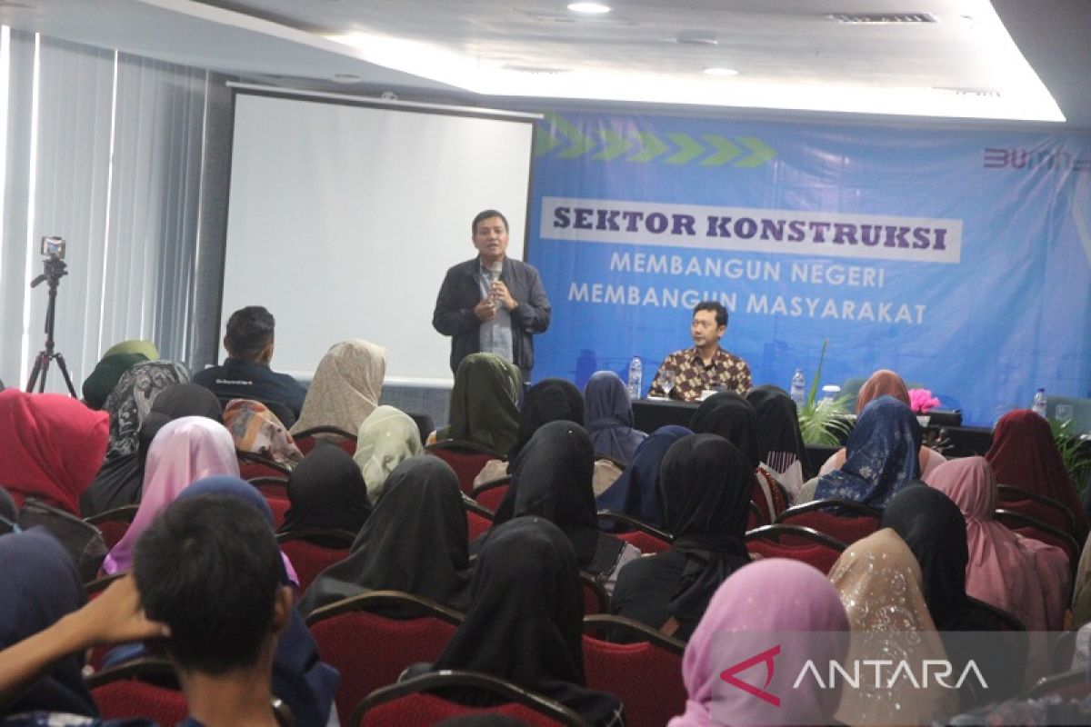 Jon Erizal dorong PT Semen Indonesia bangun infrastruktur ramah lingkungan