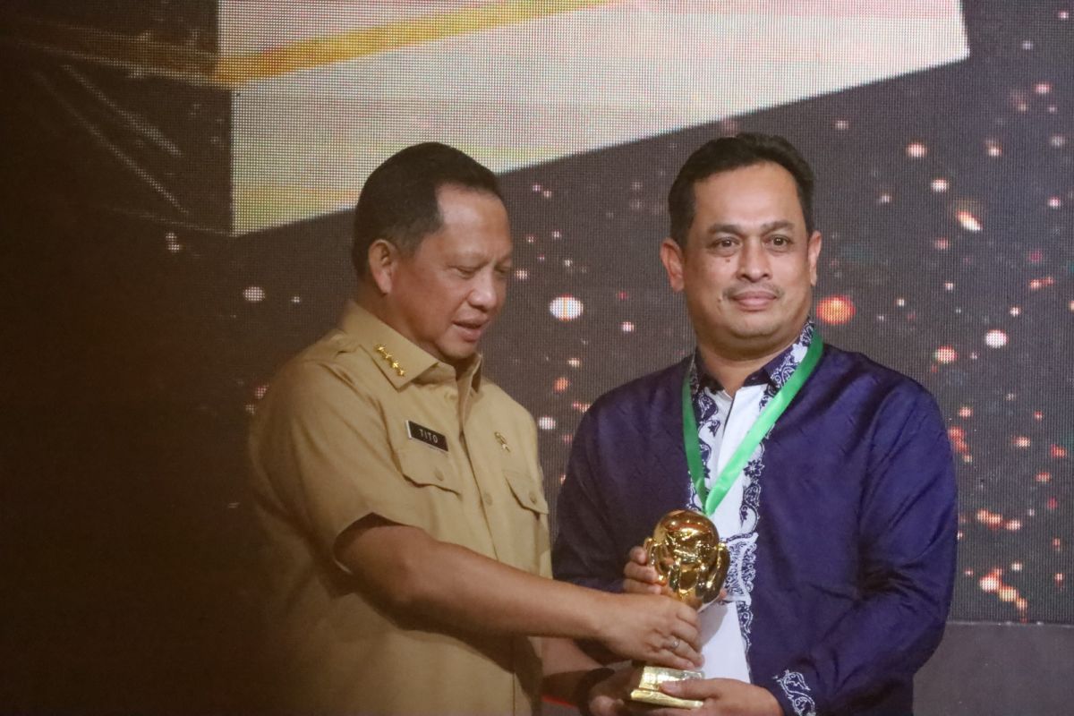 Capai cakupan semesta, Pemerintah Aceh raih penghargaan UHC
