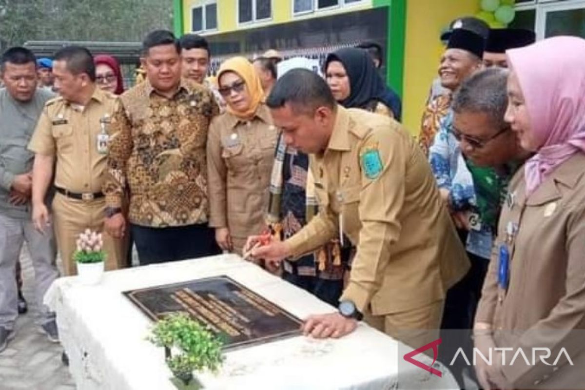 Bupati Paluta resmikan Puskesmas Ujung Batu, pelayanan harus optimal