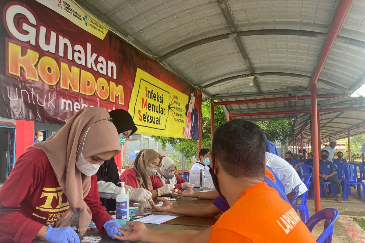 200 warga binaan di Lapas Banjarbaru ikuti VCT cegah dini HIV/AIDS