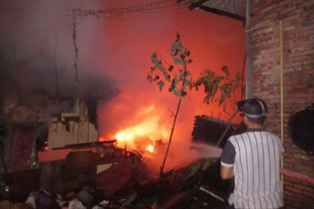 Rumah lansia di Aceh Timur hangus terbakar, butuh uluran tangan dermawan untuk membantu