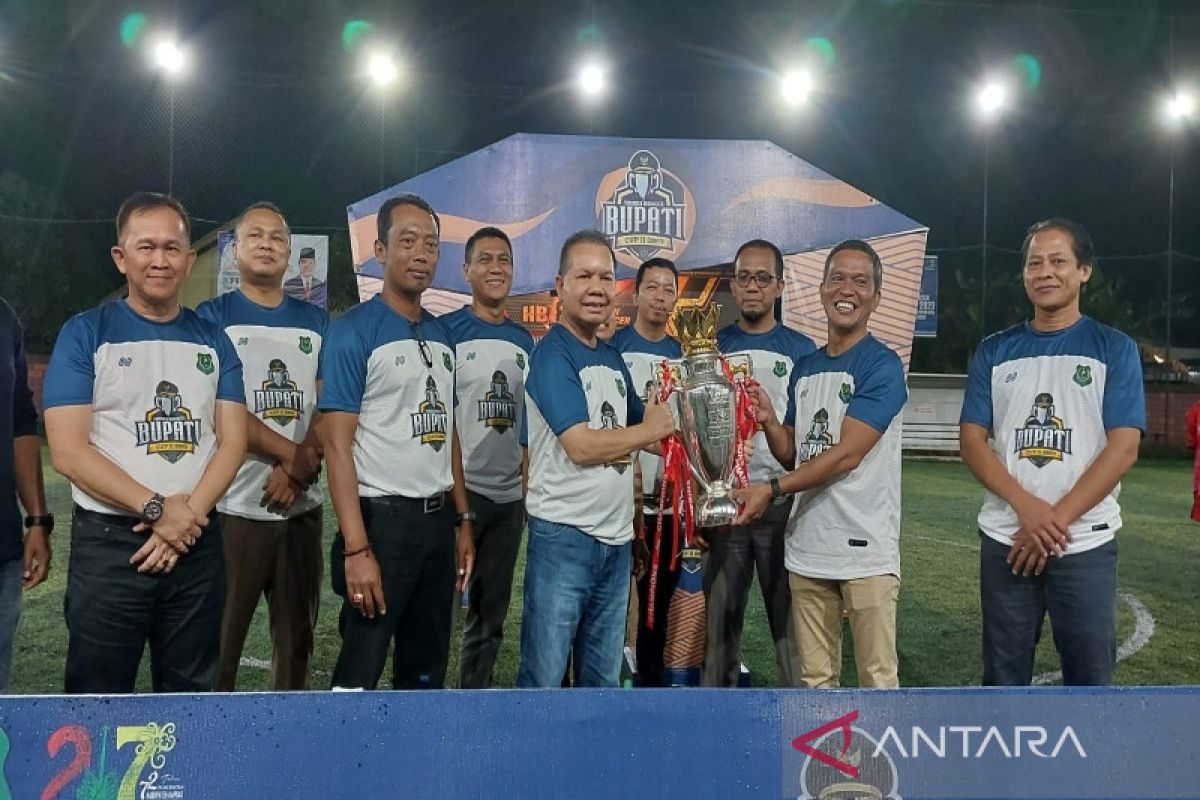 Bupati Kapuas minta kejuaraan sepak bola mini dilaksanakan setiap tahun