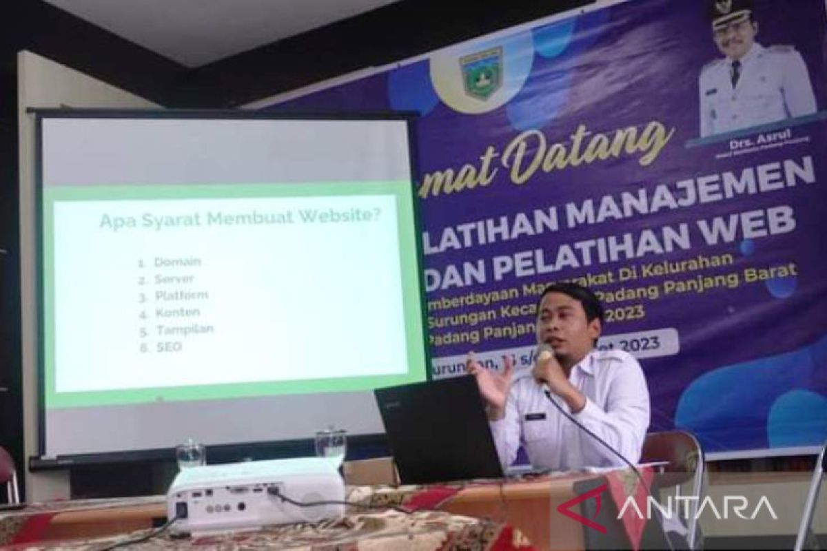 Lirik peluang dan pasar, Kelurahan Busur gelar latihan membuat website