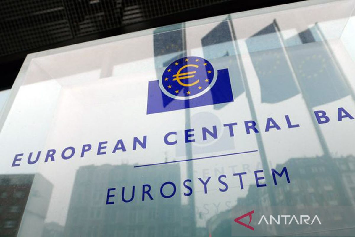 Rencana kenaikan suku bunga ECB diselimuti oleh gejolak keuangan