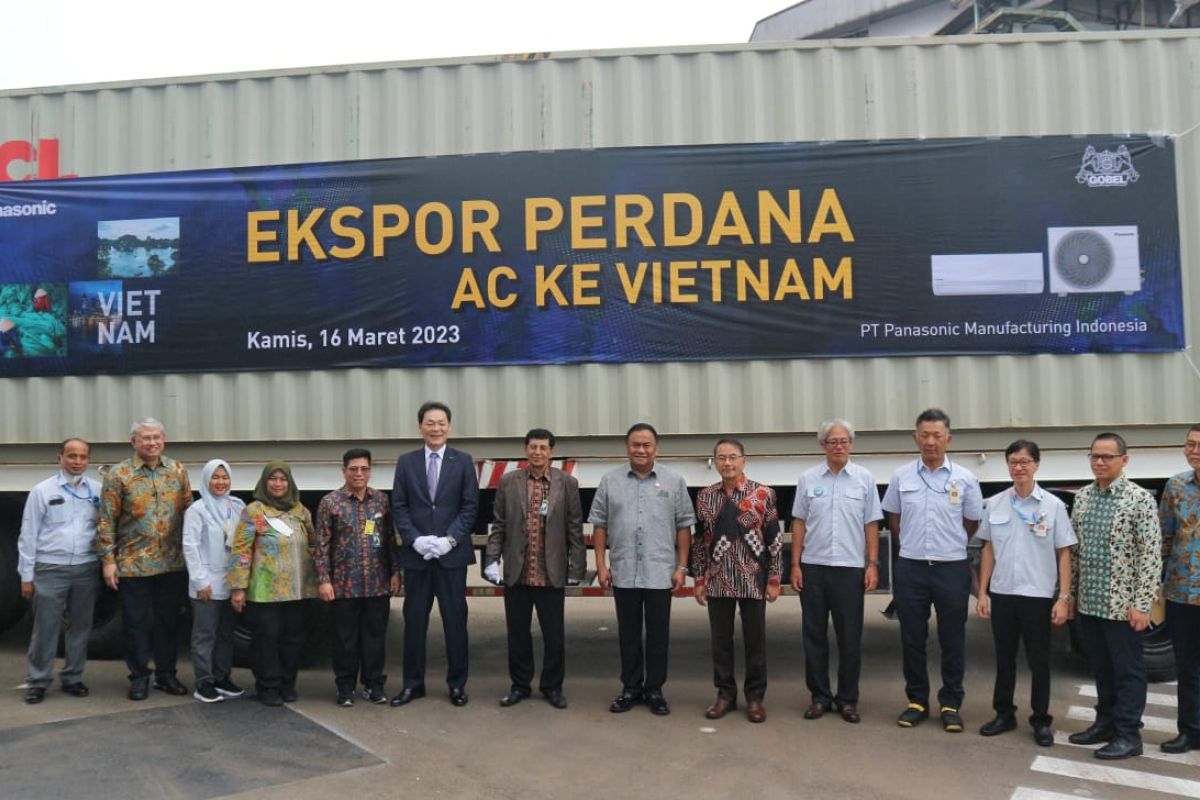 Ekspor Perdana AC PT Panasonic Manufacturing Indonesia ke Vietnam