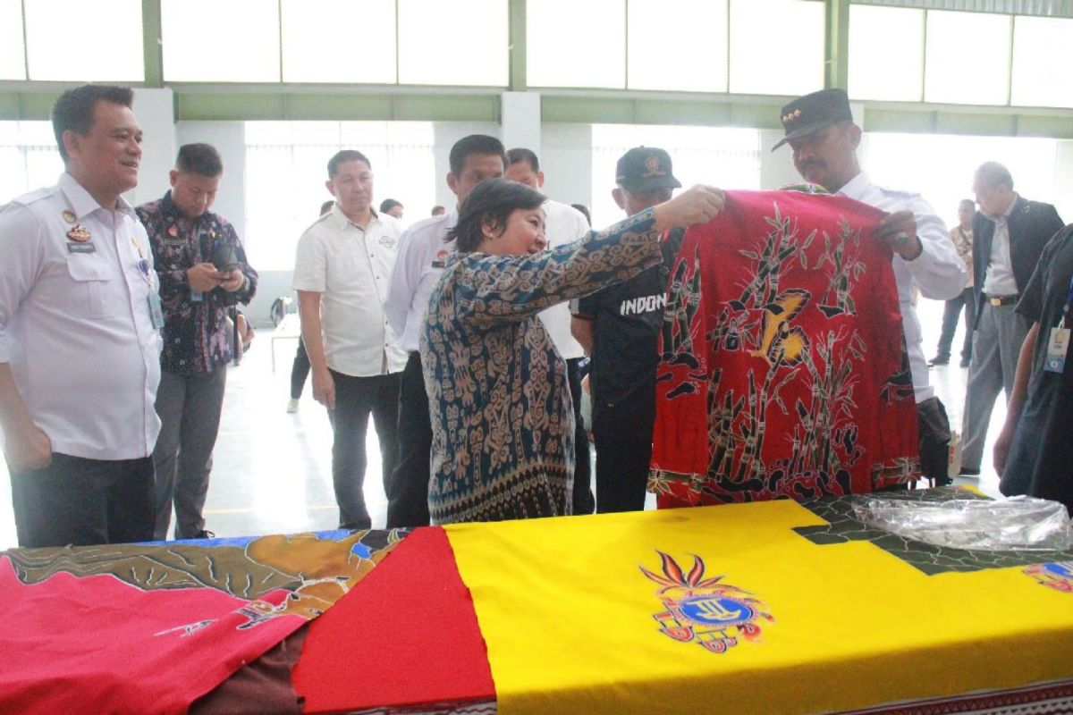 Kemenkumham terpesona lihat produk batik warga binaan Lapas Mataram