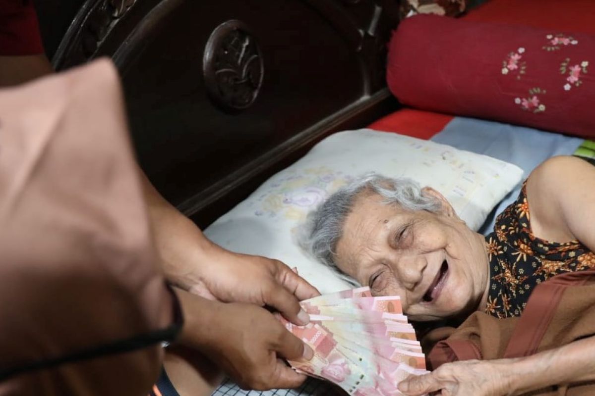 Dinsos Kota Madiun salurkan bansos lansia non-potensial ke rumah