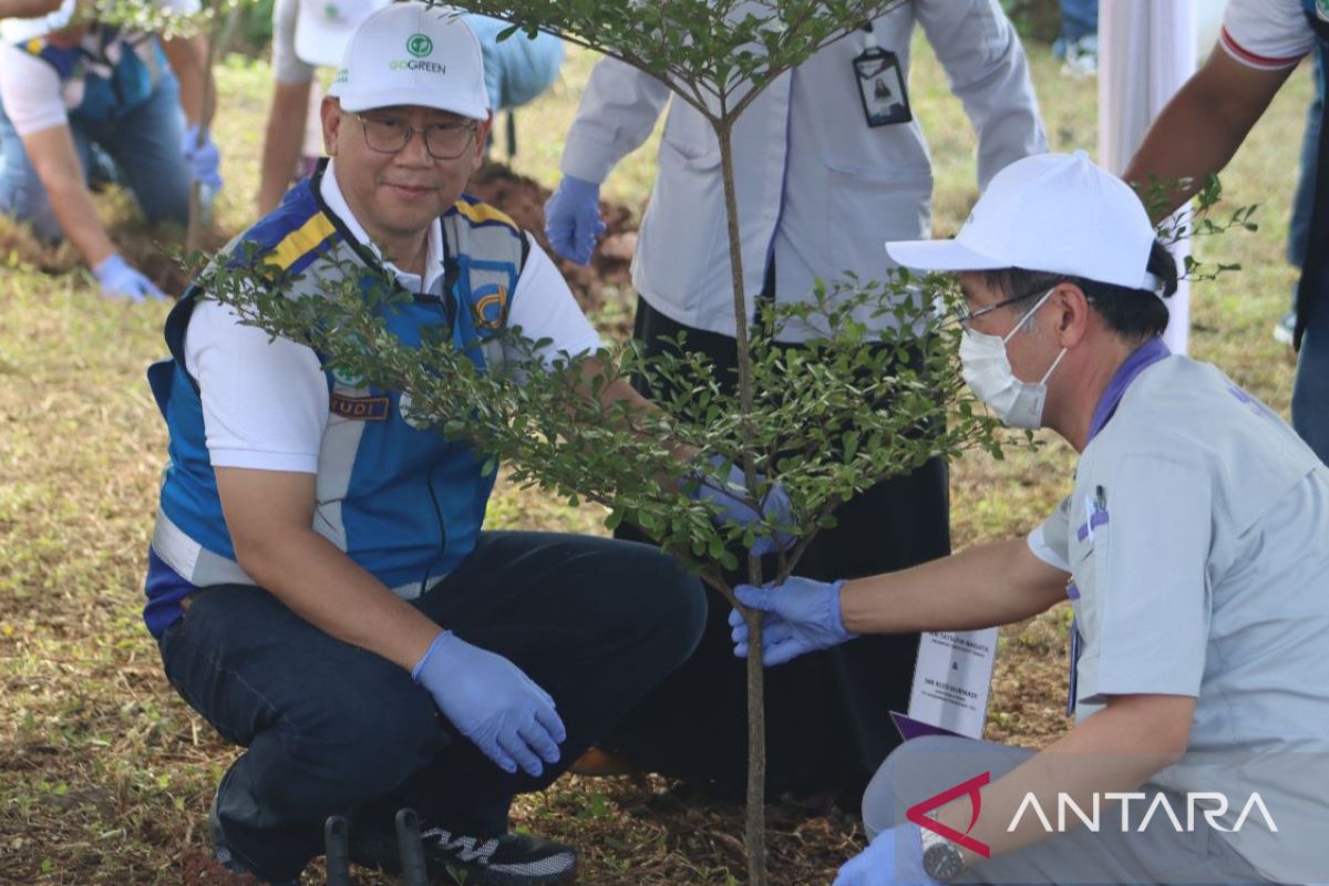Jasa Marga dan Yamaha tanam 1.000 pohon di Bekasi
