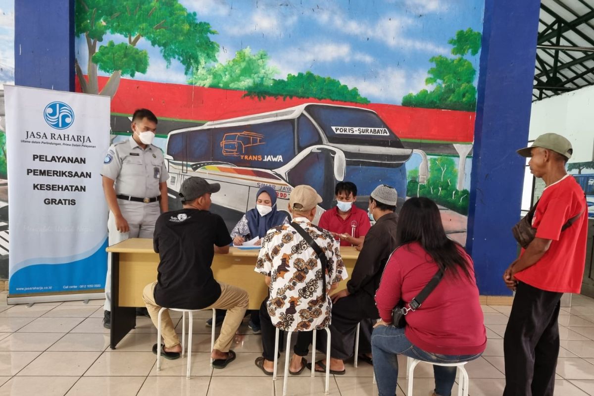 Jasa Raharja kembali gelar kegiatan pengobatan gratis di Terminal Poris Plawad Kota Tangerang