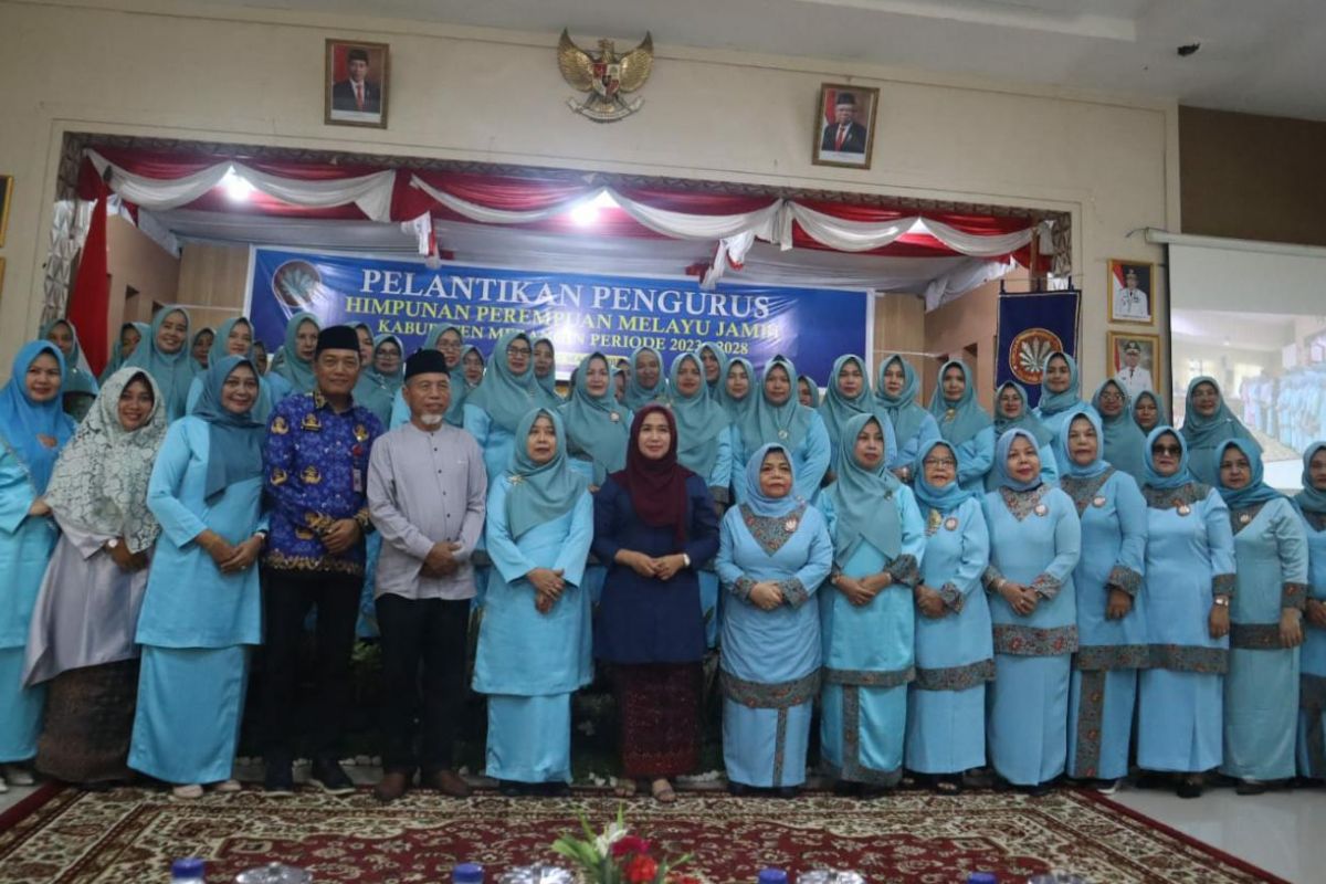 Bupati Merangin hadiri pelantikan Himpunan Perempuan Melayu Jambi