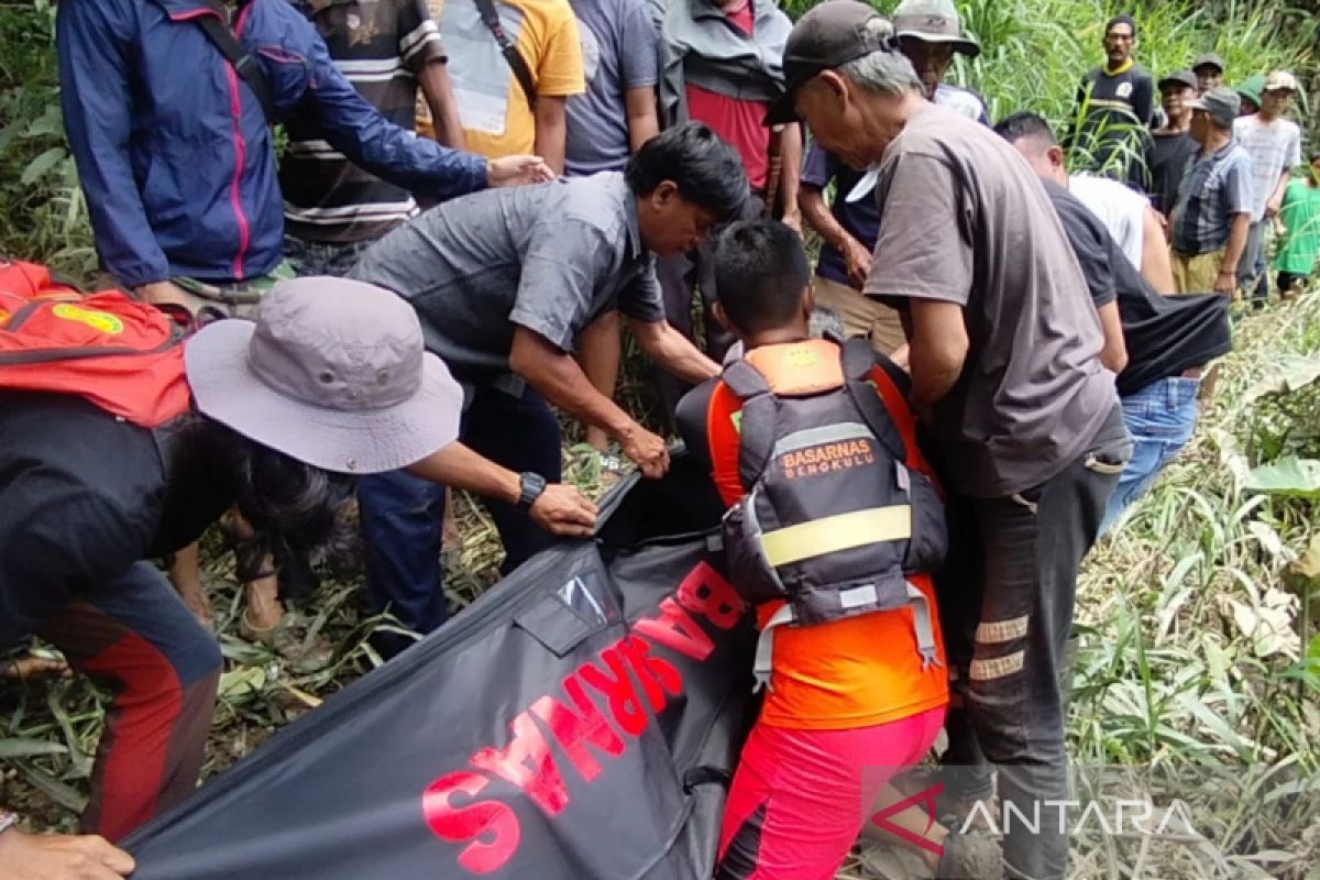 Basarnas Bengkulu temukan jasad korban hanyut di aliran Sungai Musi