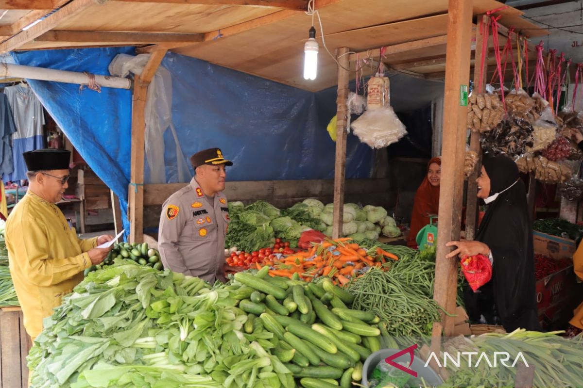 Jelang Ramadan, Forkompinda Meranti pantau ketersediaan dan harga sembako