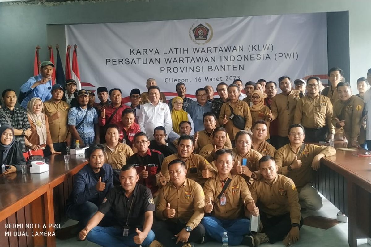 Guna tingkatkan profesionalisme jurnalis, PWI Banten gelar KLW