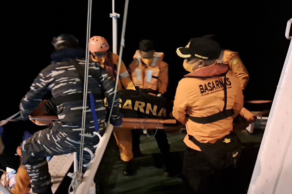 Tim SAR evakuasi jenazah ABK asal Filipina di perairan Aceh Besar