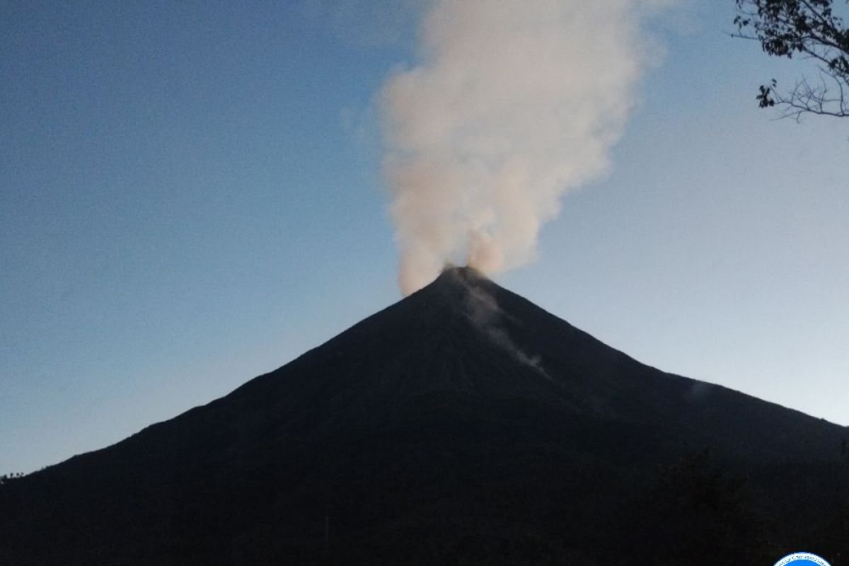 Pasca-erupsi Karangetang, puluhan warga Bebali belum diizinkan pulang