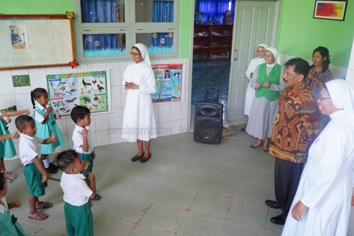 Penjabat wali kota minta sekolah negeri studi banding ke sekolah unggul