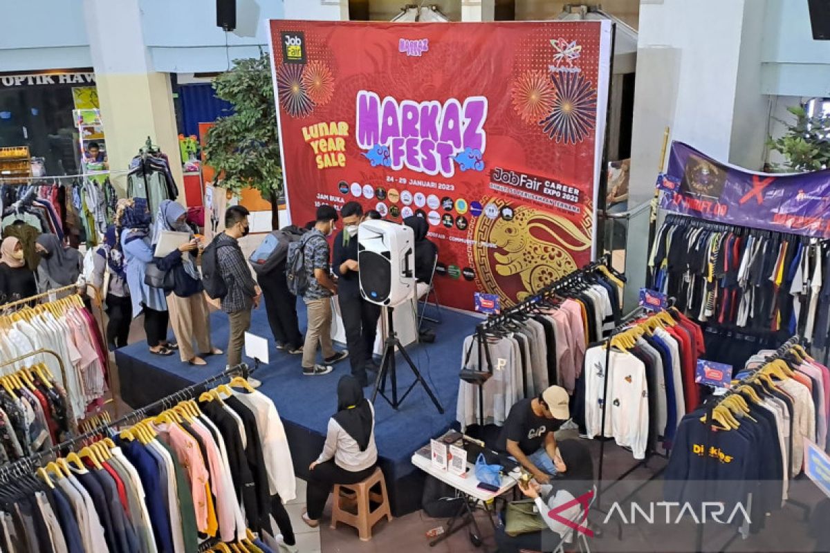 Sepekan, BNI akan beli kembali saham hingga "thrifting" rugikan UMKM