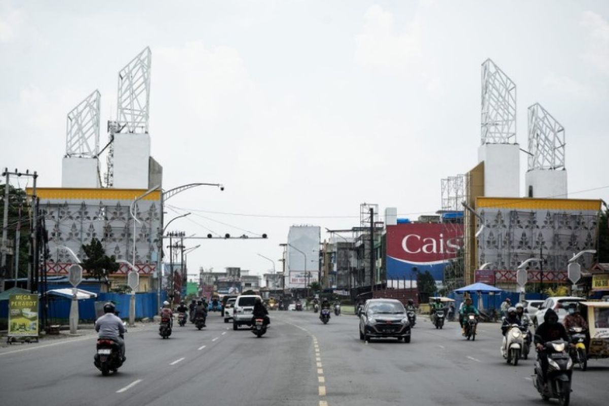 Pemugaran tiga gapura batas Kota Medan selesai akhir bulan ini
