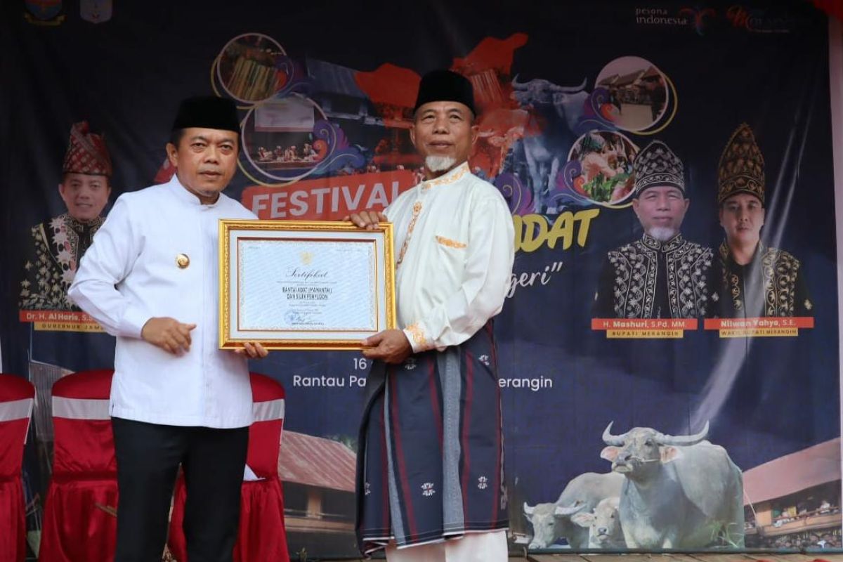 Bupati Merangin bersama Gubernur Jambi ikuti  Festival Bantai Adat Sedekah Negeri sambut Ramadhan