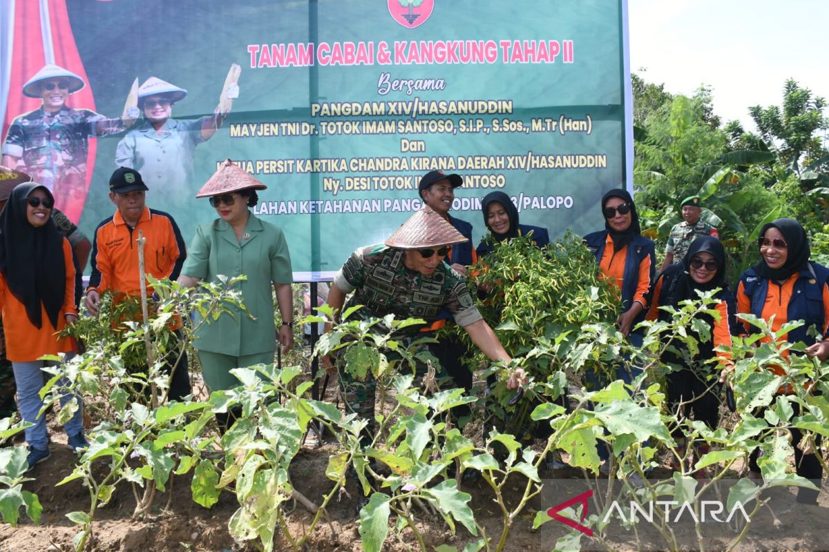 Pangdam XIV/Hasanuddin minta kodim jaga ketahanan pangan dan turunkan stunting