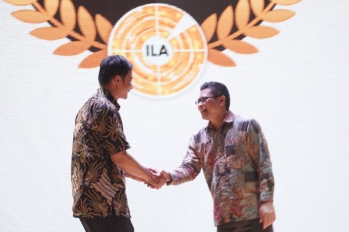Dompet Dhuafa raih Indonesia Moslem Industry Leader kategori ZISWAF pada ajang IIO 2023