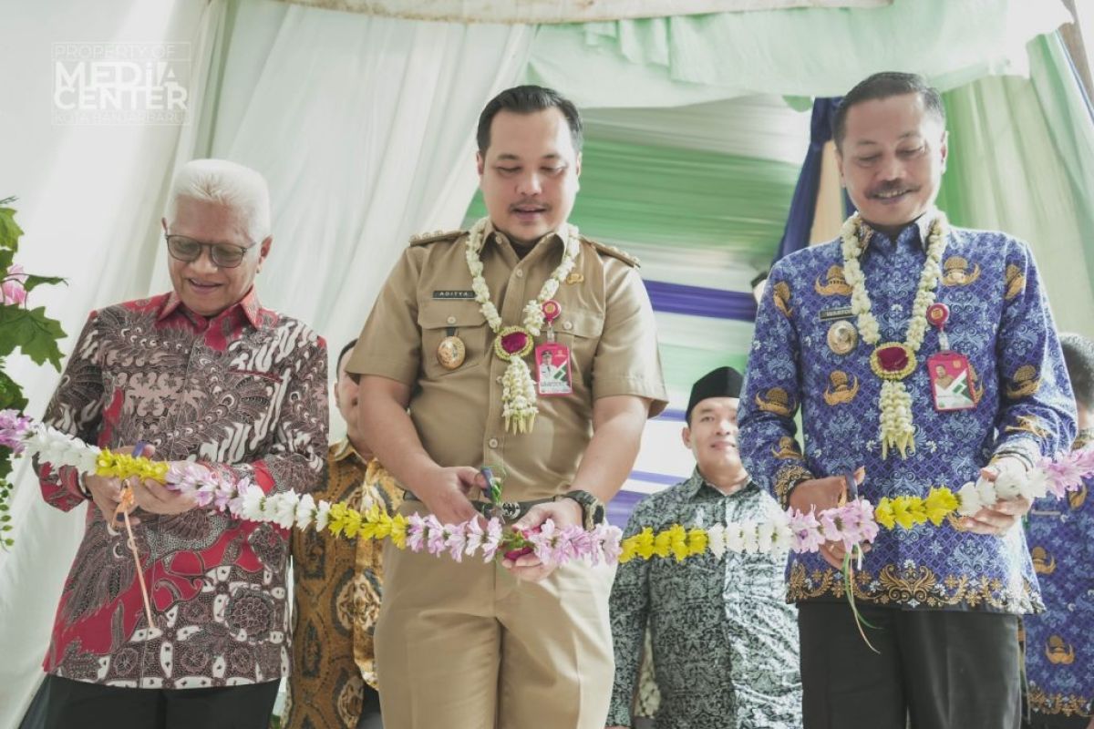 Wali Kota harapkan keberadaan kantor perusahaan tingkatkan perekonomian Banjarbaru